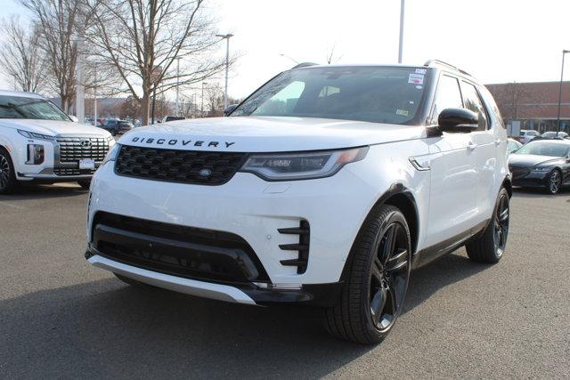 new 2025 Land Rover Discovery car, priced at $70,753