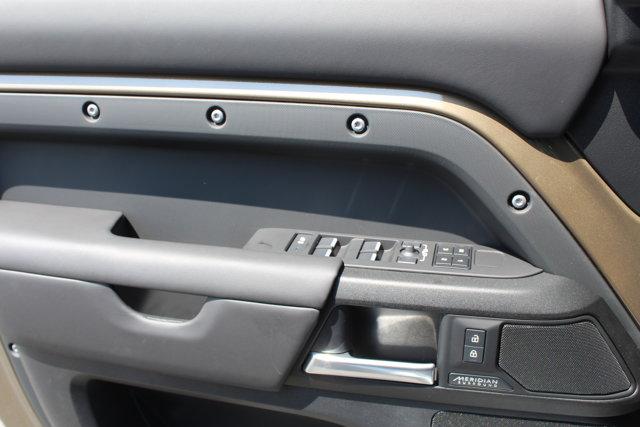 new 2025 Land Rover Defender car