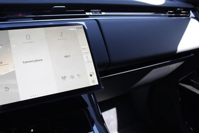 new 2025 Land Rover Range Rover Sport car