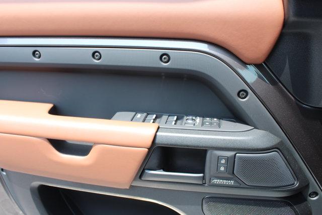 new 2025 Land Rover Defender car