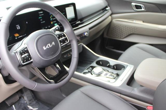used 2025 Kia Carnival Hybrid car, priced at $41,000