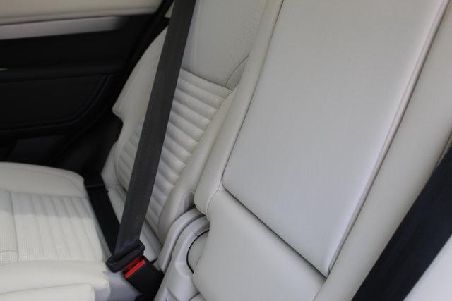 new 2025 Land Rover Discovery car