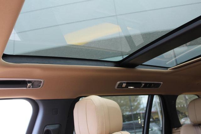 new 2025 Land Rover Range Rover car