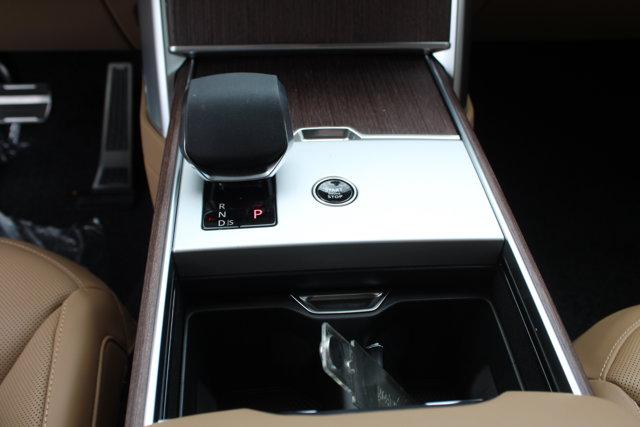 new 2025 Land Rover Range Rover car
