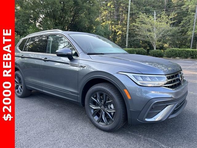 new 2024 Volkswagen Tiguan car, priced at $31,822