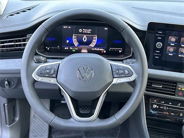 new 2025 Volkswagen Jetta car