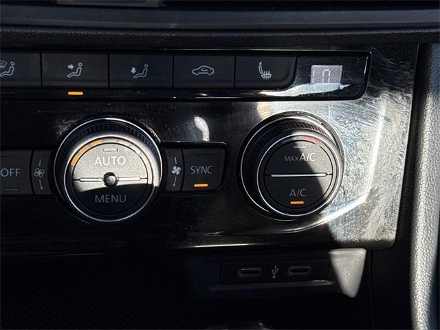 used 2023 Volkswagen Jetta car, priced at $21,998