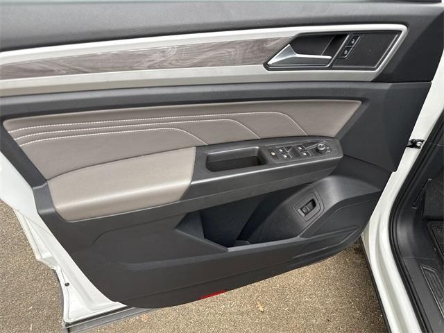 used 2023 Volkswagen Atlas Cross Sport car, priced at $19,495