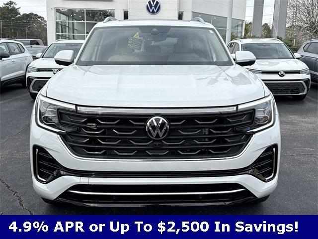 new 2025 Volkswagen Atlas car, priced at $52,798