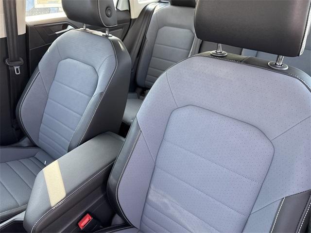 new 2025 Volkswagen Jetta car, priced at $26,499