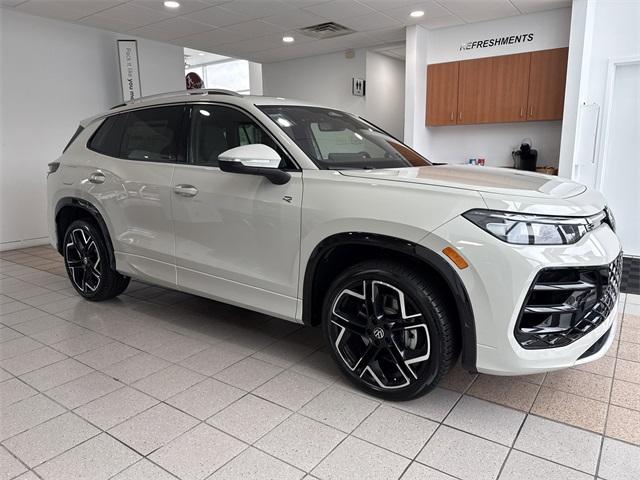 new 2026 Volkswagen Tiguan car, priced at $45,077