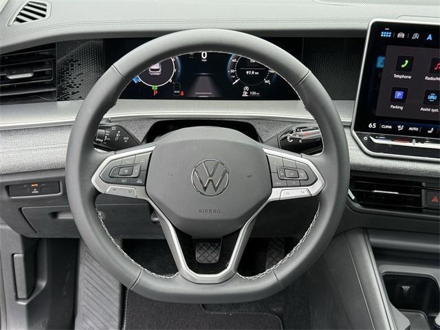 new 2025 Volkswagen Tiguan car, priced at $30,499