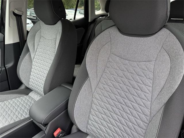 new 2025 Volkswagen Tiguan car, priced at $30,499