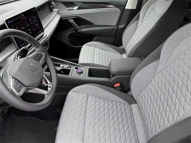 new 2025 Volkswagen Tiguan car, priced at $30,499