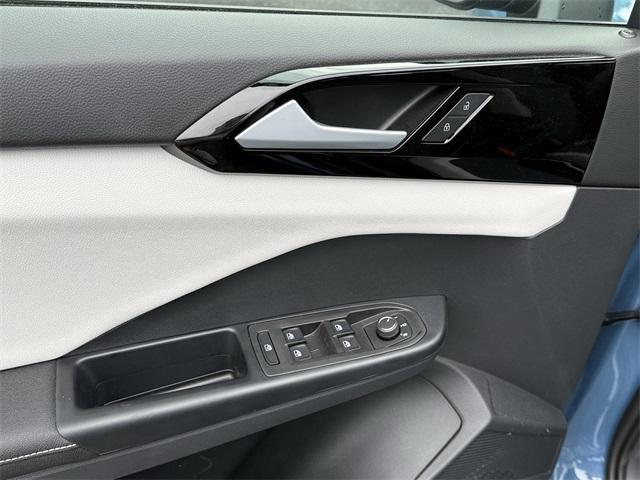 new 2025 Volkswagen Taos car, priced at $26,249