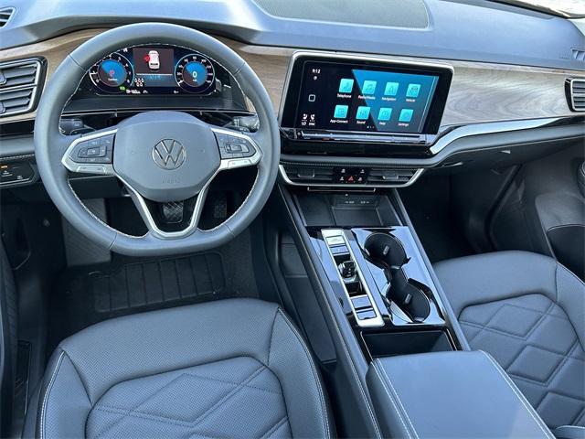 new 2025 Volkswagen Atlas car, priced at $42,920
