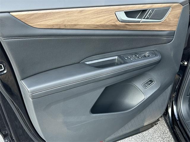 new 2025 Volkswagen Atlas car, priced at $42,920