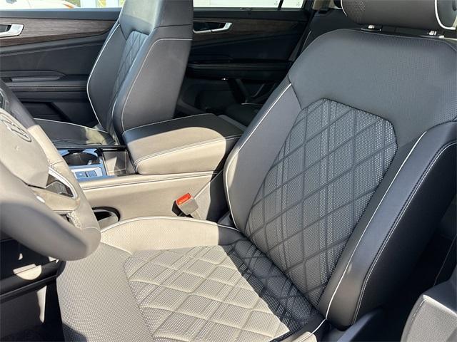 new 2026 Volkswagen Atlas car, priced at $54,999