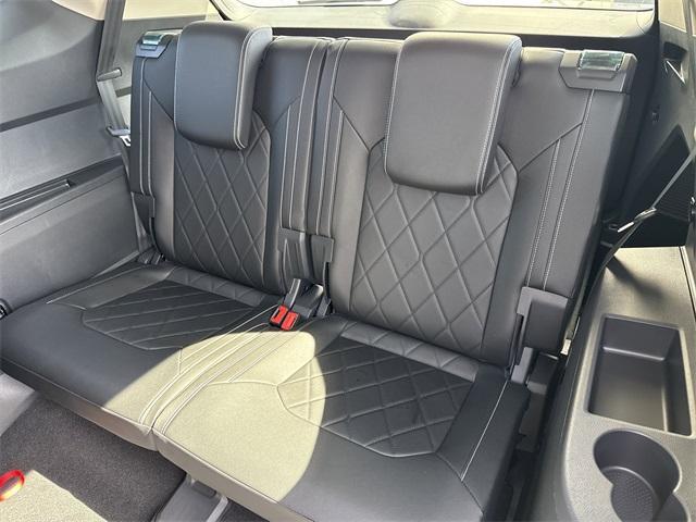 new 2026 Volkswagen Atlas car, priced at $54,999