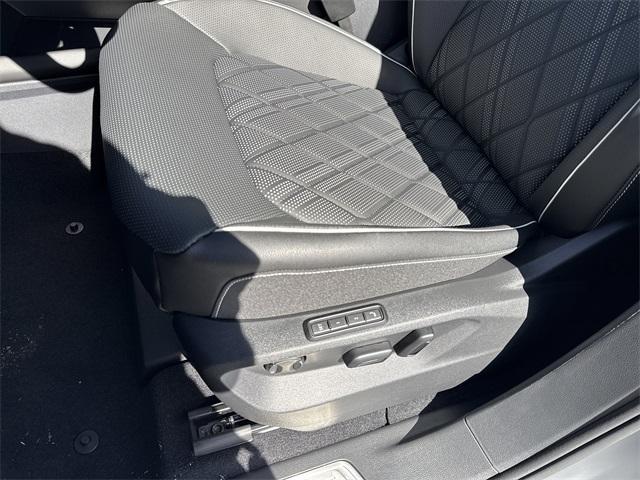 new 2026 Volkswagen Atlas car, priced at $54,999