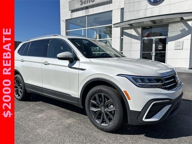 new 2024 Volkswagen Tiguan car, priced at $30,689