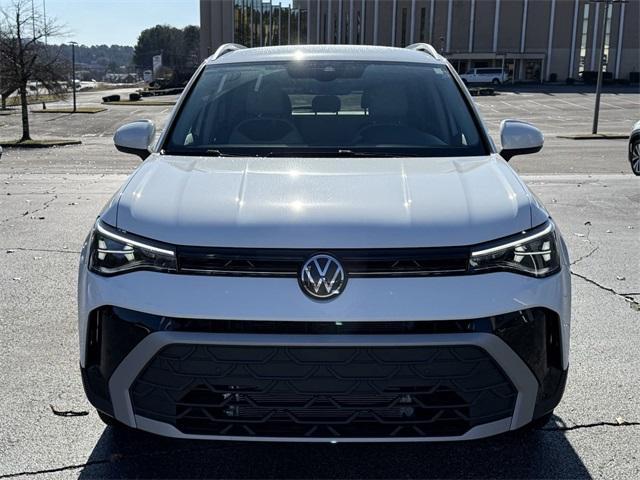 new 2025 Volkswagen Taos car