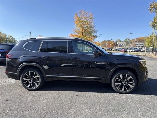 new 2025 Volkswagen Atlas car, priced at $53,636