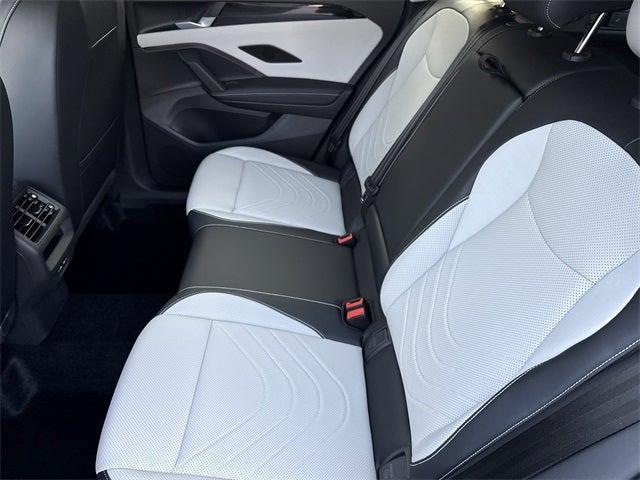 new 2025 Volkswagen Tiguan car, priced at $33,499