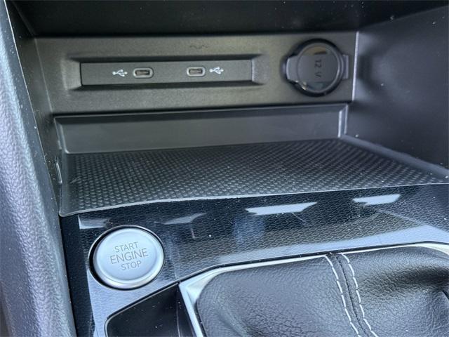 new 2025 Volkswagen Taos car, priced at $25,999