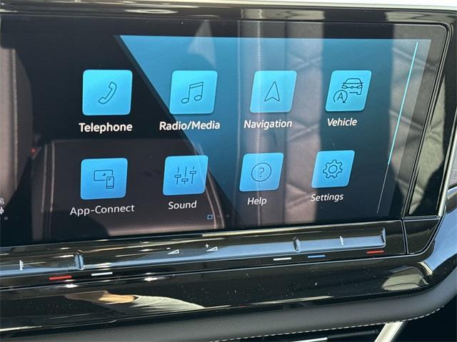new 2025 Volkswagen Atlas car, priced at $38,997