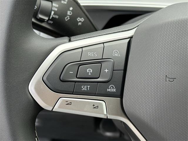 new 2025 Volkswagen Tiguan car, priced at $32,499