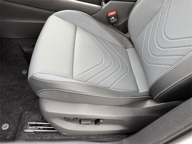 new 2025 Volkswagen Tiguan car, priced at $32,499