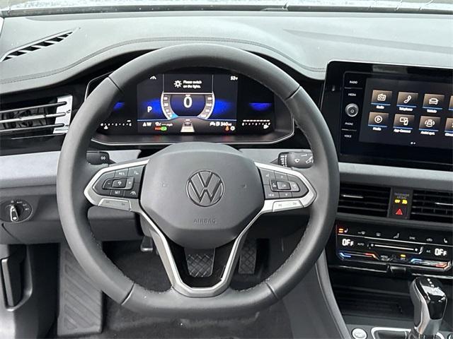 new 2025 Volkswagen Jetta car