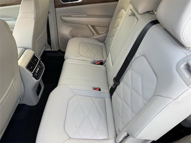 new 2026 Volkswagen Atlas car, priced at $39,999