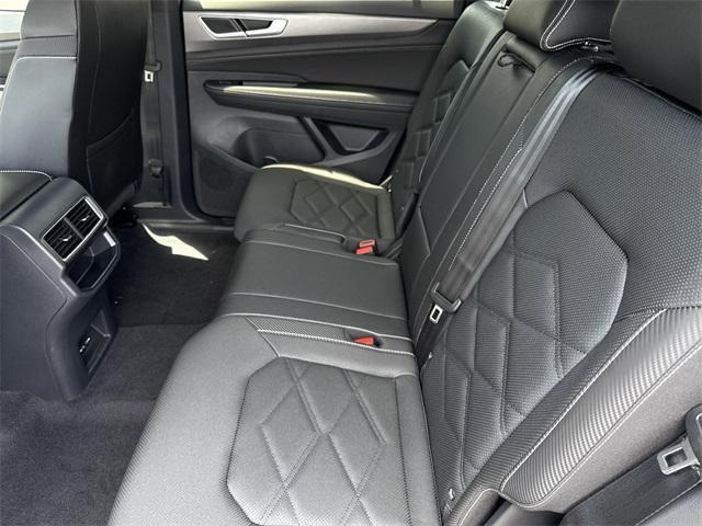 new 2025 Volkswagen Atlas Cross Sport car, priced at $35,749