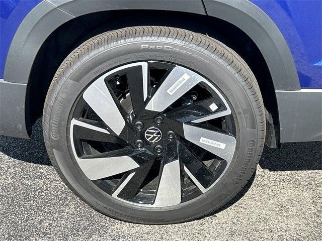 new 2024 Volkswagen Taos car, priced at $33,020