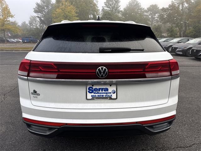 new 2026 Volkswagen Atlas Cross Sport car, priced at $38,999