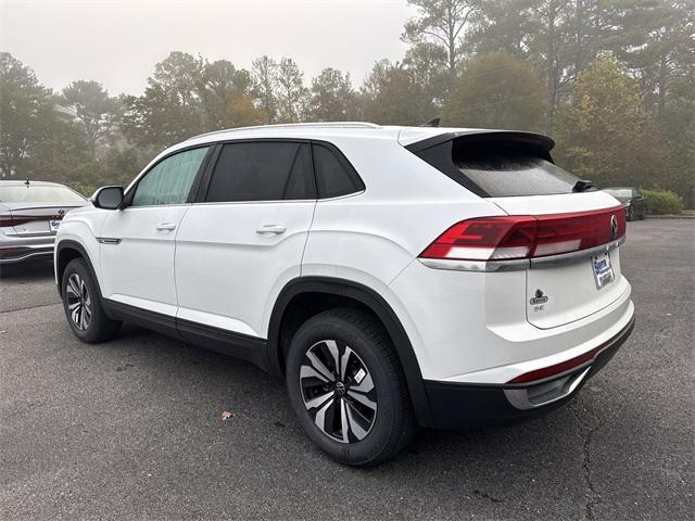 new 2026 Volkswagen Atlas Cross Sport car, priced at $38,999