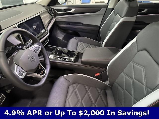 new 2025 Volkswagen Atlas car, priced at $46,448