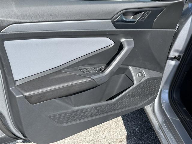 new 2025 Volkswagen Jetta car, priced at $25,999