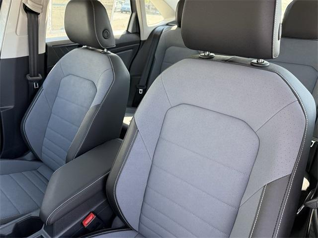 new 2025 Volkswagen Jetta car, priced at $25,999