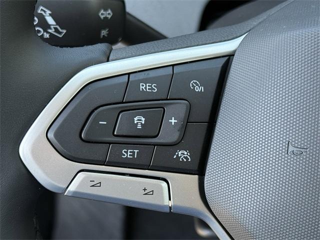 new 2025 Volkswagen Jetta car, priced at $25,999