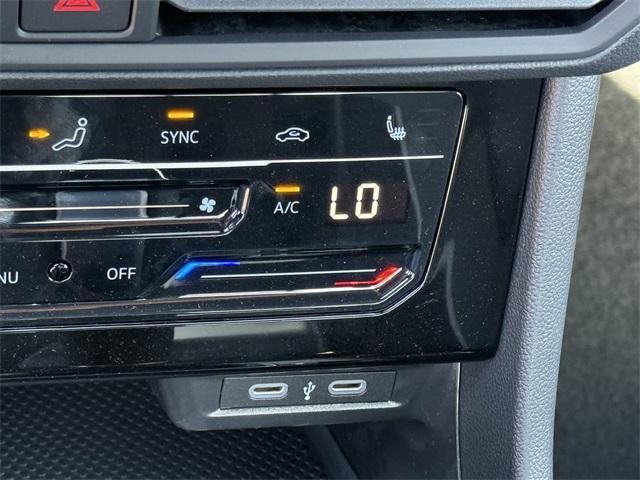 new 2025 Volkswagen Jetta car, priced at $24,999