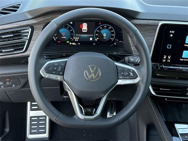 new 2025 Volkswagen Atlas car, priced at $51,499