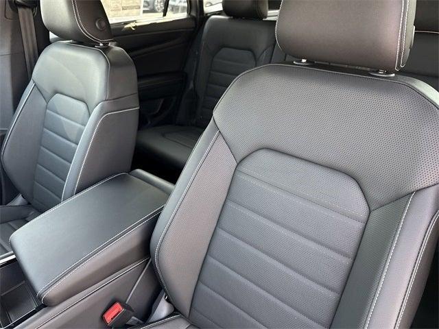 new 2025 Volkswagen Atlas Cross Sport car, priced at $47,999