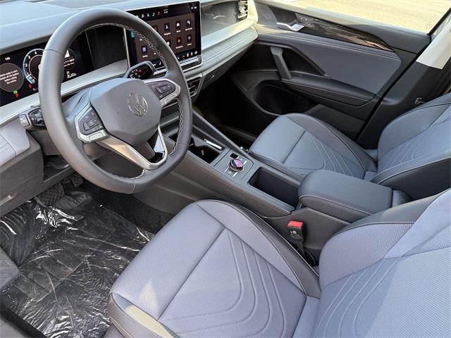 new 2025 Volkswagen Tiguan car, priced at $32,218