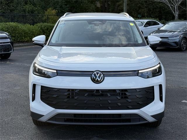 new 2025 Volkswagen Tiguan car, priced at $29,999