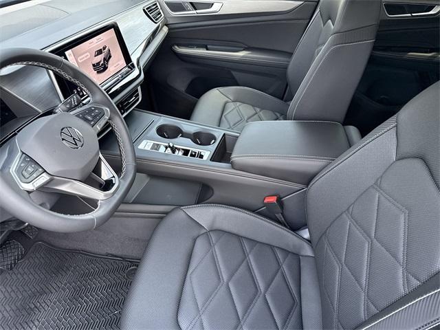 new 2025 Volkswagen Atlas Cross Sport car