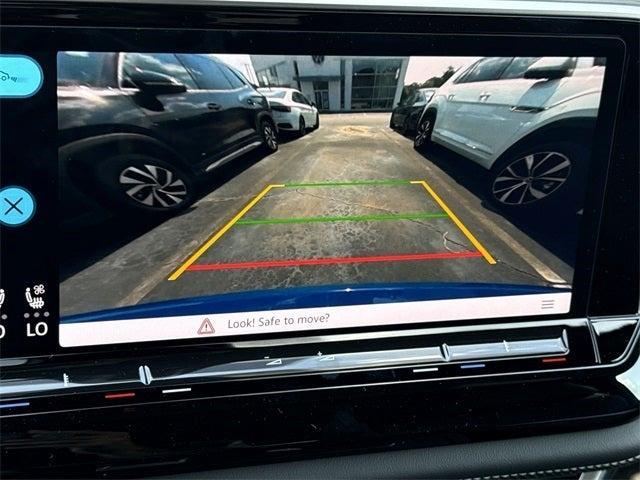 new 2025 Volkswagen Atlas Cross Sport car