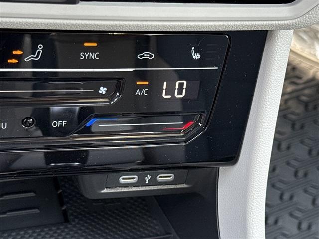 new 2025 Volkswagen Jetta car, priced at $26,999